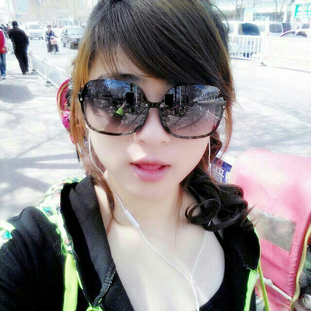 momo_951F8C53-A605-F142-B022-5AC42A6C25E8.jpg