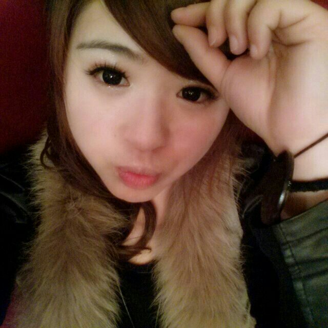 momo_1AB2575D-34C9-32CC-6430-947E85143713.jpg